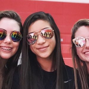 Meet your Posher, Jillian